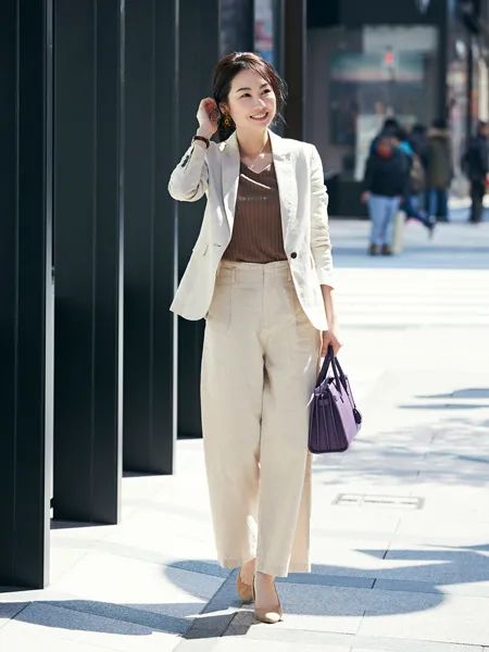 沉浸式收纳衣柜穿搭博主,衣柜分享穿搭博主