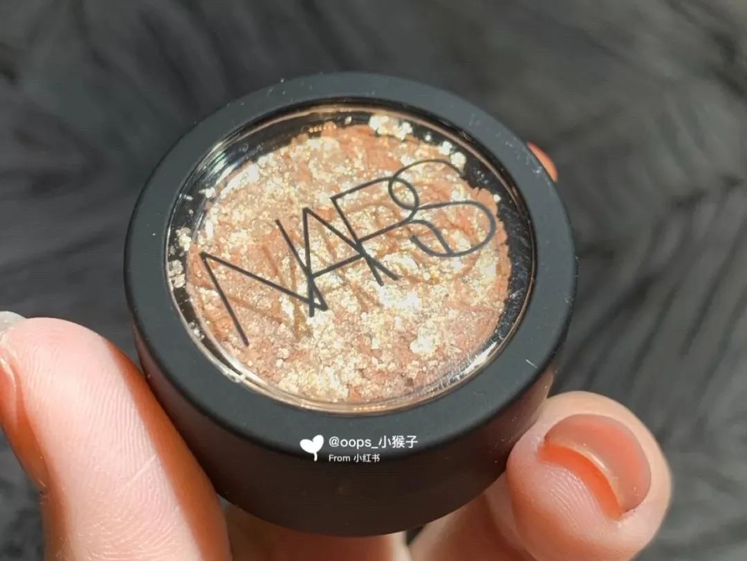 怎么画无瑕底妆专业化妆师,怎么画明星化妆师的底妆