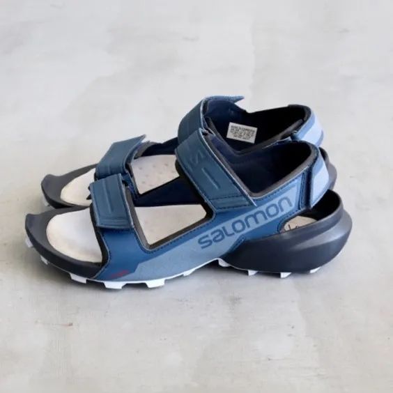 想体验一下碳板跑鞋,袋鼠冷门球鞋