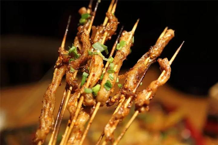 杭州老炮儿心目中的烧烤NO.1？吃遍杭州这10家烧烤，深夜zui火爆的烧烤店竟然是这里