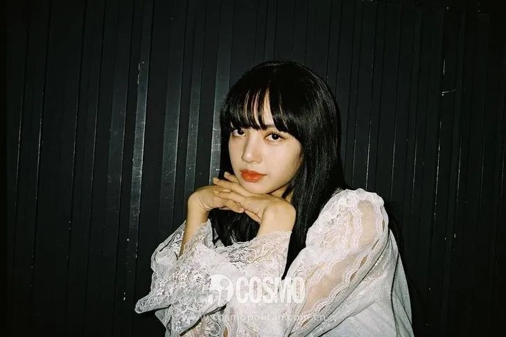 郑秀妍衬衫搭配,郑秀妍2022春夏穿搭