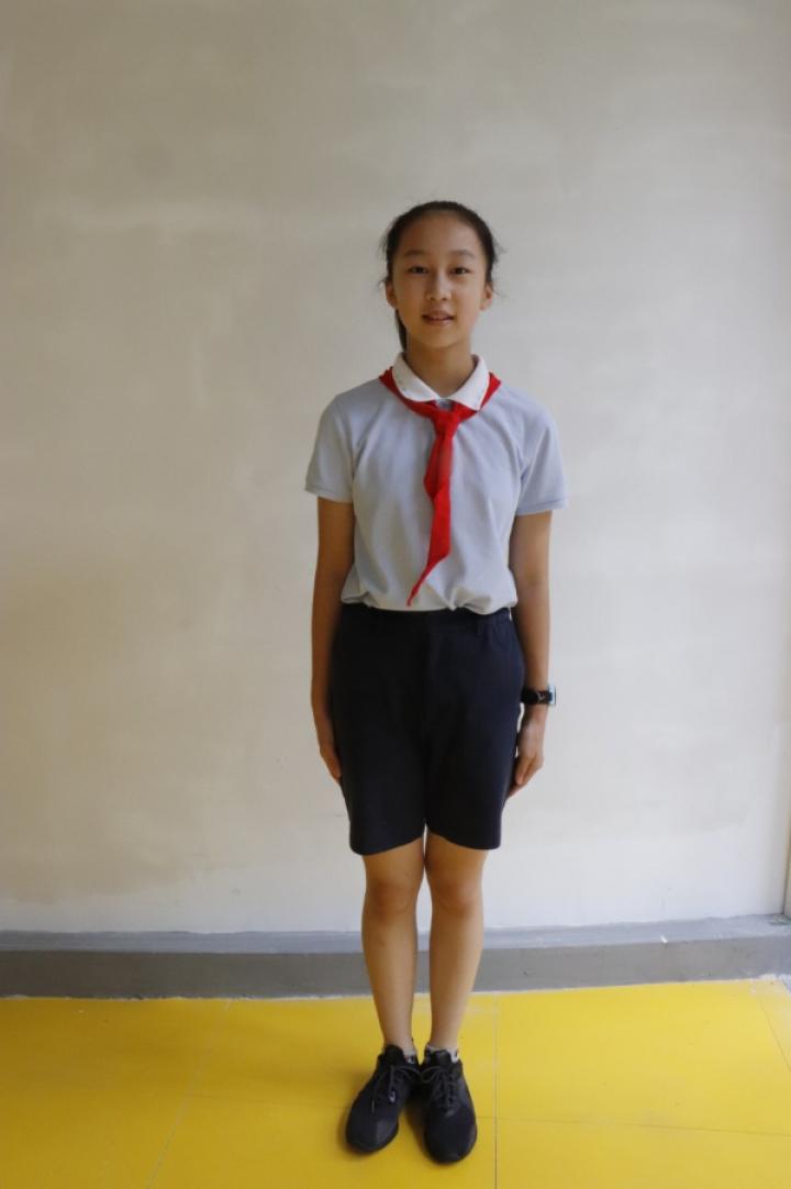 尽量不留刘海景苑小学让孩子们从“头“开始迎接新学期