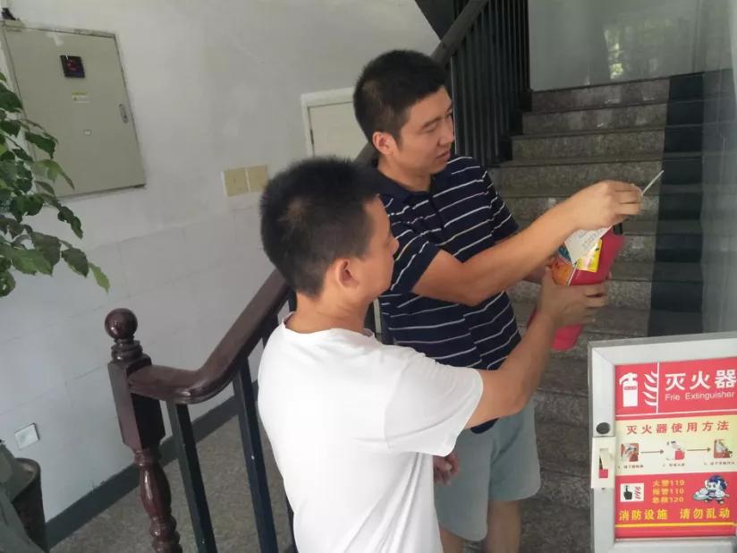 创文有你文明有礼|柯城中小学校有礼之花别样红