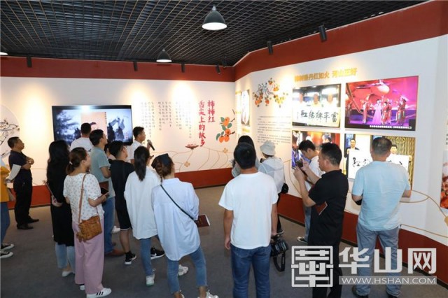 富平县天玺柿饼小镇,参观富平柿饼