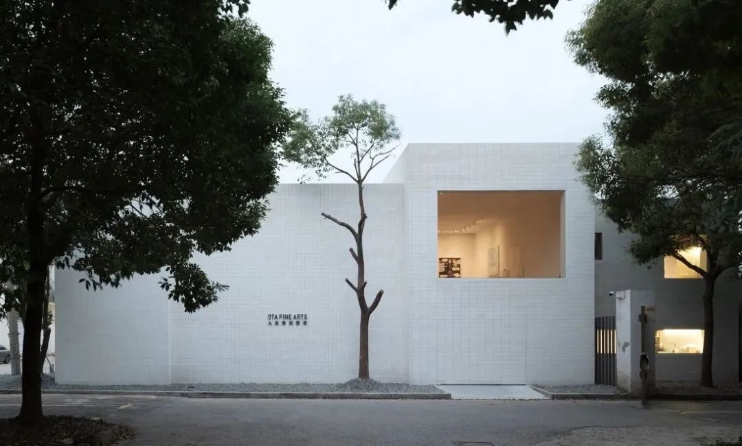 凭借一家%Arabica门店获得2020建筑界奥斯卡大奖，青山周平这次又出手了