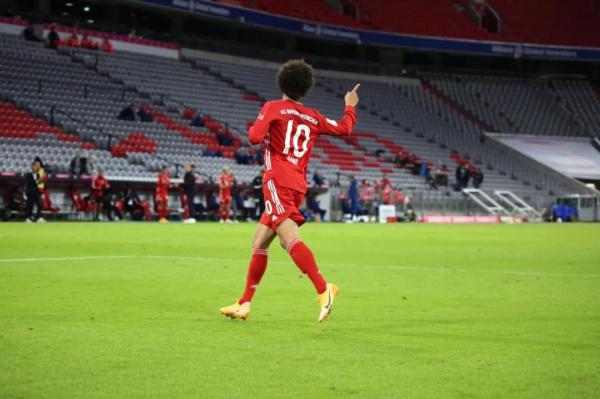 热议｜见好不收再造*案惨**，“萨布里”组合首秀大获成功