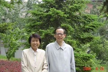 王选为啥离开北大方正,王选1998年10月在北大的演讲视频