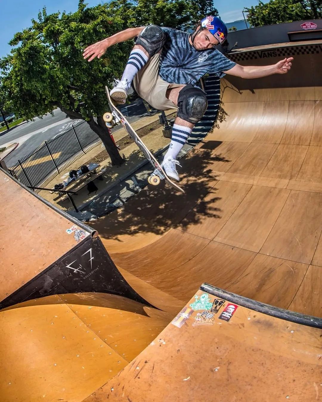 命硬可以不弯腰，但玩碗池得会正确「下跪」