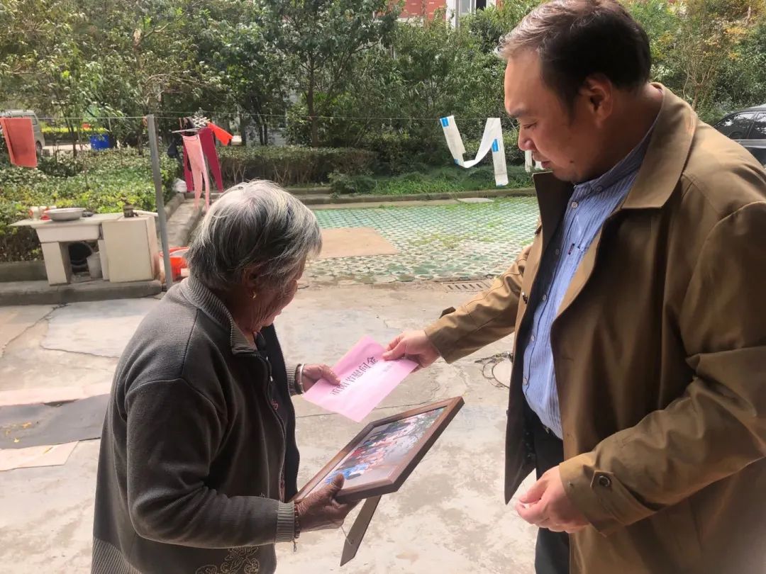 爱的陪伴不缺席图片,爱的陪伴从不缺席