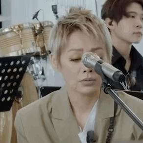 张雨绮乘风破浪初舞台采访,张雨绮唱走音