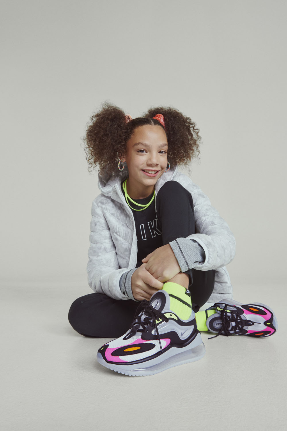 nike新气垫鞋,一只鞋四个气垫