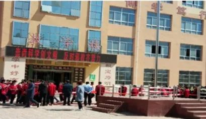 青年之家揭牌凝聚青春力量,凝聚青春力量服务乡村振兴