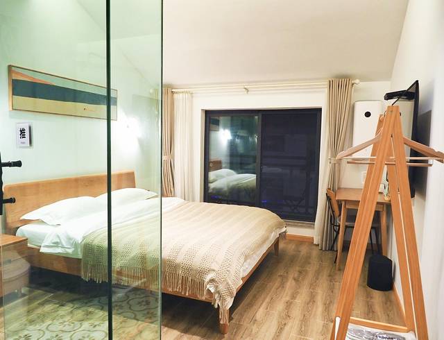 烟雨入江南山水如墨染下一句,烟雨入江南山水如墨染出自哪首歌