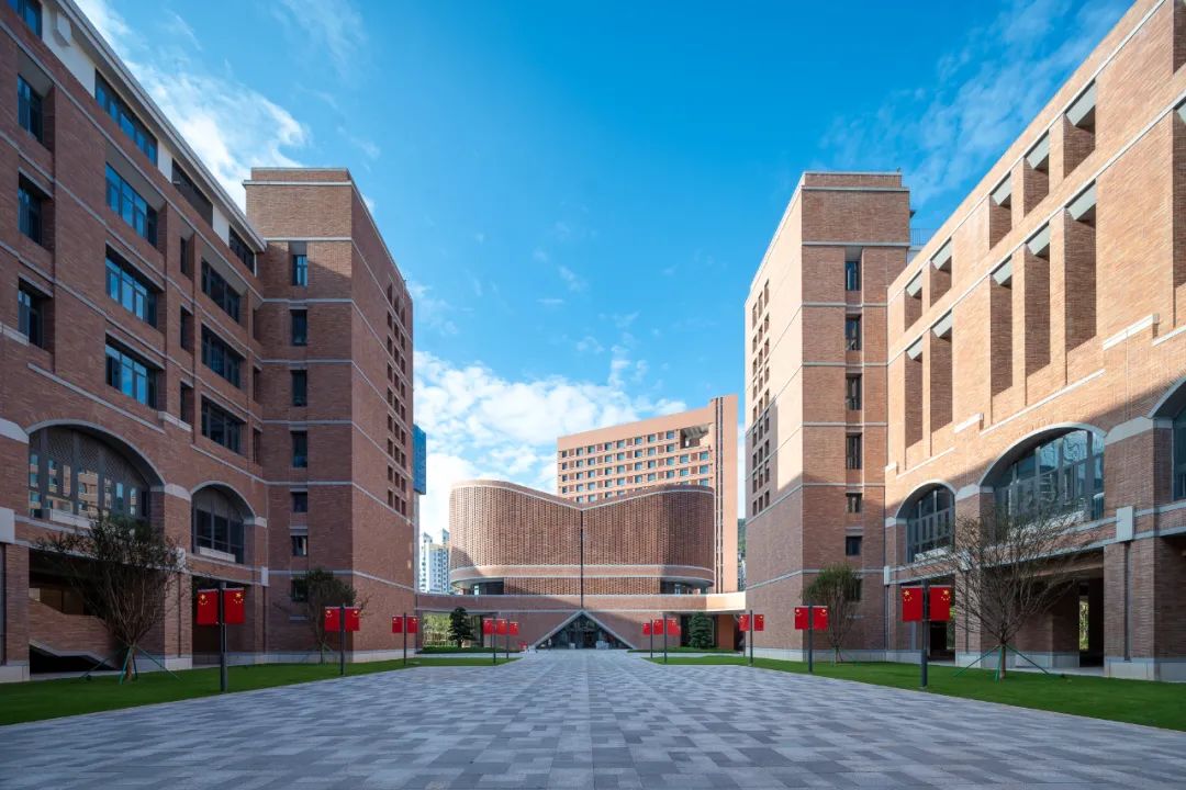 凤凰木守护的校园|深圳中学（泥岗校区）