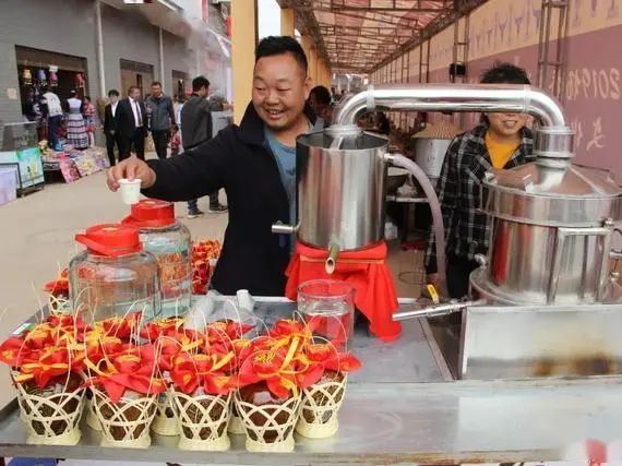 昆明嵩明玩的地方,潮玩派对昆明店