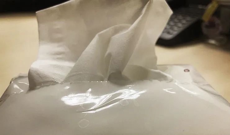 经常用卫生纸擦嘴有什么影响,用卫生纸擦嘴的正确方法