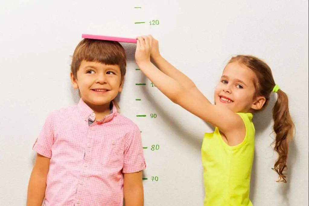 孩子睡觉突然说疼,小孩睡觉突然喊痛是怎么回事