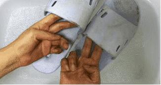 怎么清洗有臭味的拖鞋,刷拖鞋去臭味的小妙招