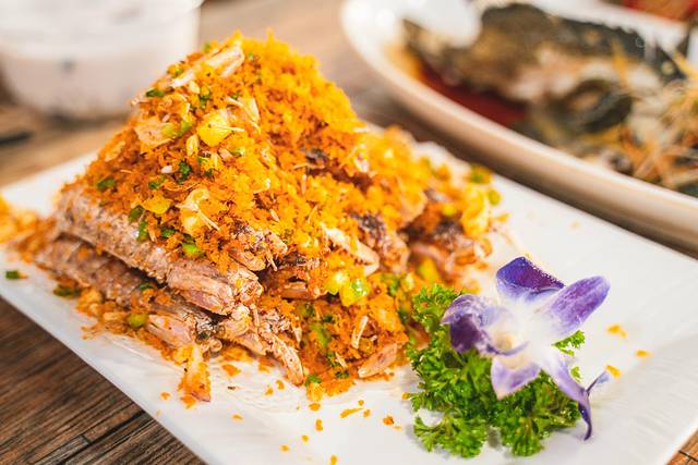 三亚五天四晚划算还是自由行划算,五天四晚三亚省钱攻略