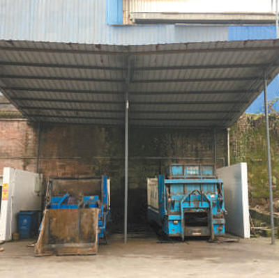 “马路办公”促“大城细管”