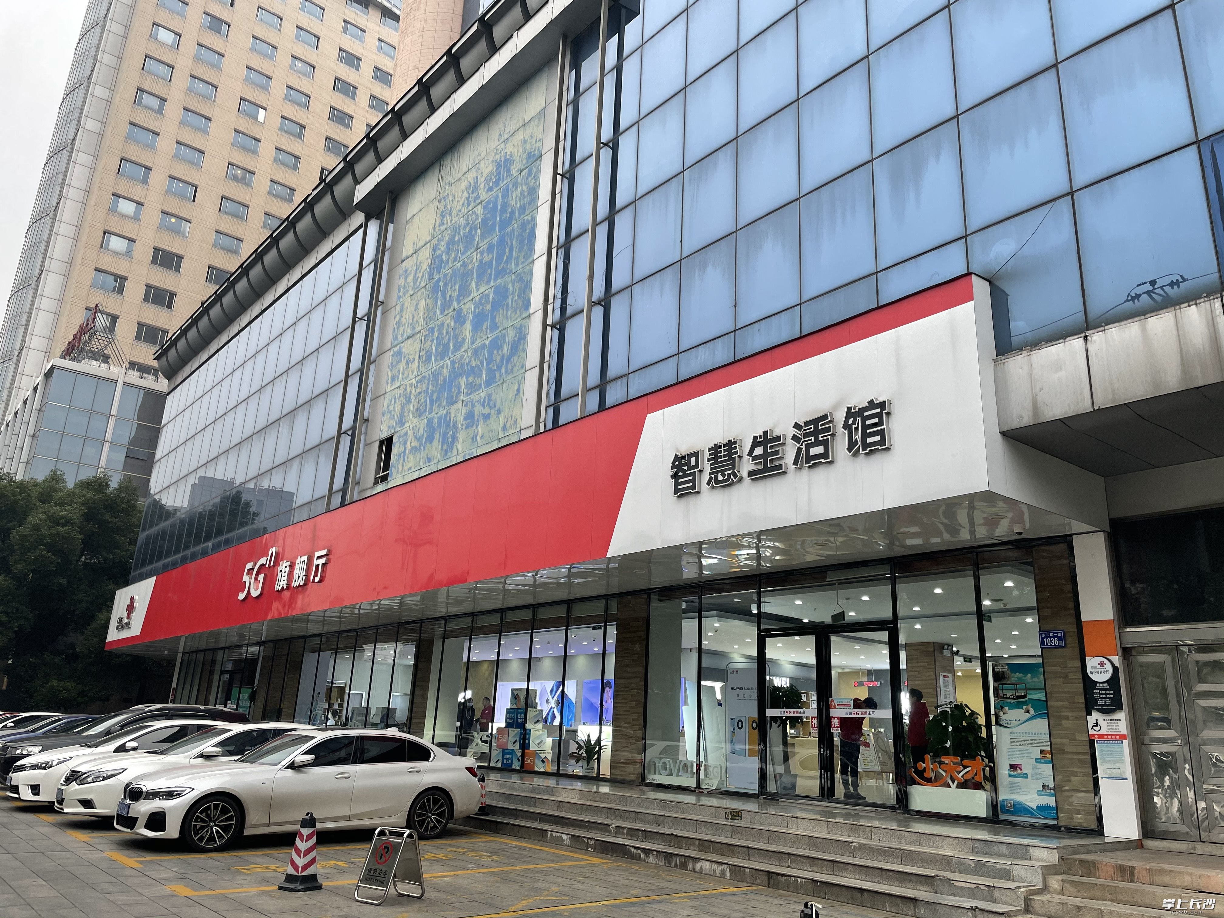 联通营业厅预约取号不喊号,联通app选的号可以去营业厅取么