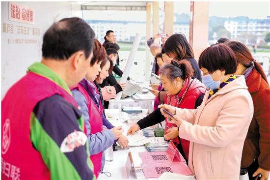 从全国1378个县级政府中脱颖而出法治赛道上桐庐何以成“浙江唯一”