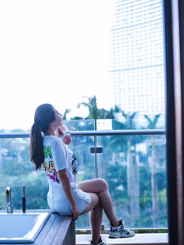 三亚海棠湾吃住攻略,三亚亚龙湾天下第一湾攻略