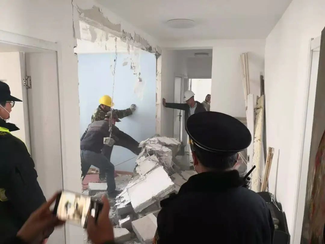 合庆镇生活日记——「城市治理」合庆城管：联勤联动见实效，快速处置整群租