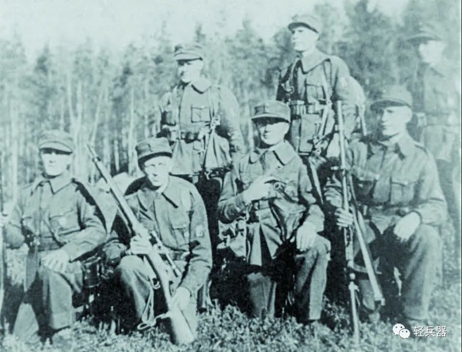 兵器面面观苏联ak-47突击步枪 (驳壳枪连射)