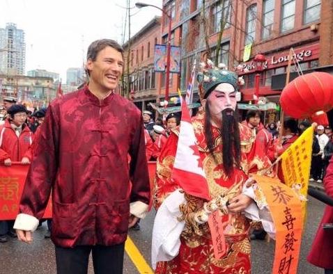 老外看中国奇葩购物,外国人看中国奇葩物品