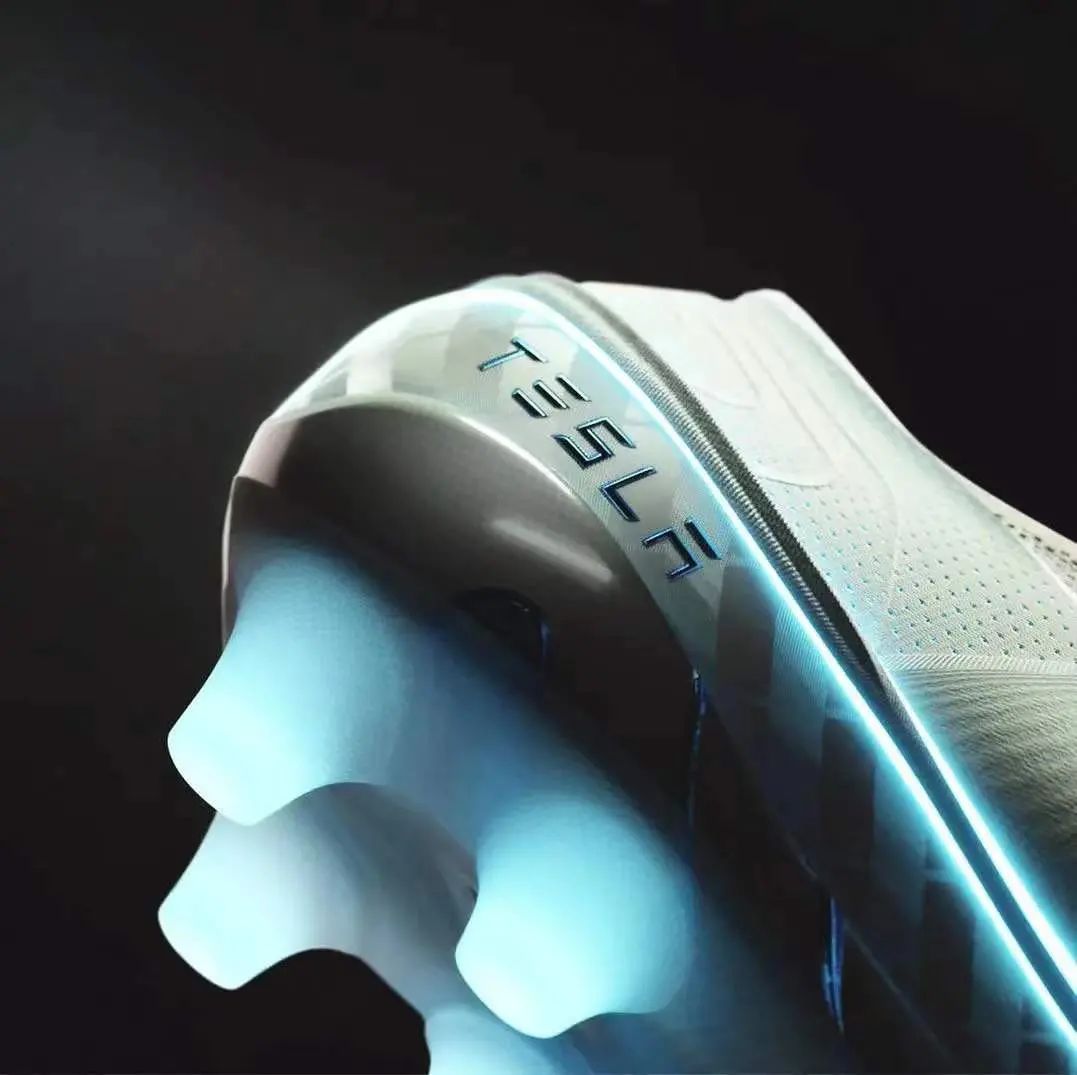 误传!特斯拉没出足球鞋,但做音乐、造火箭都是认真的