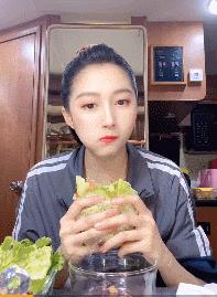 啊啊啊啊啊好胖啊！！我要减肥