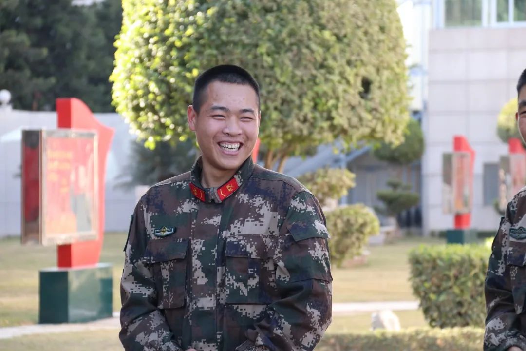 聚焦“第二适应期”丨快来看看*警武**官兵的团体“心理SPA”