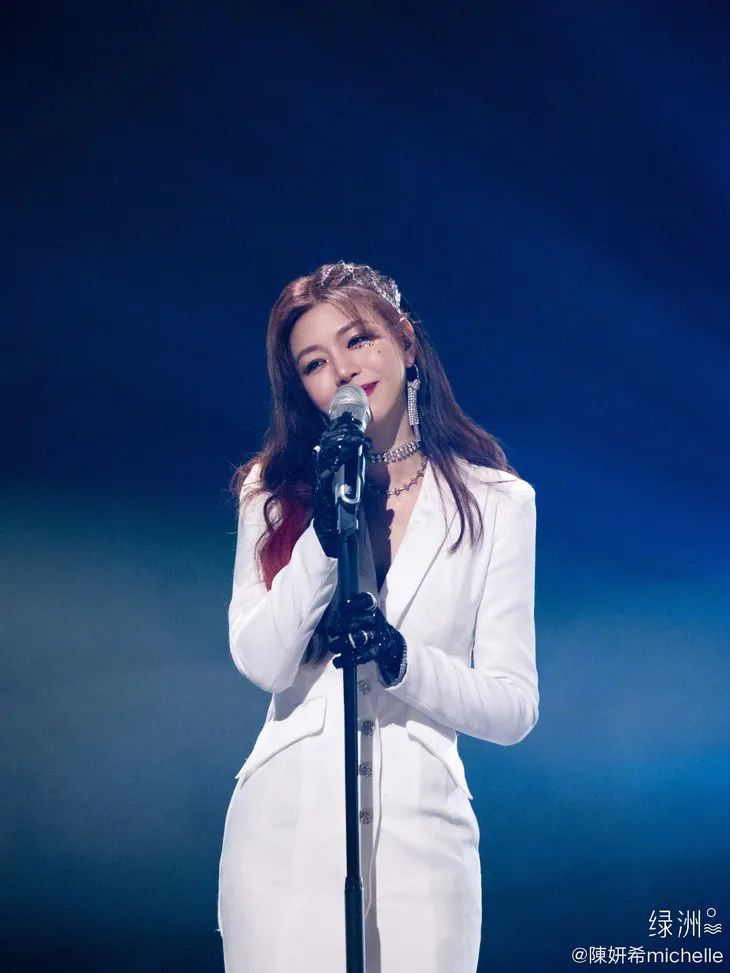 浪姐2：耳环越大，气场越强