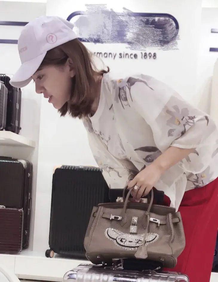 姐姐们的爱好,早已不止爱马仕了