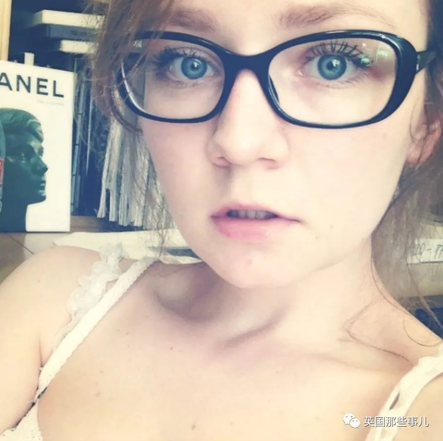 司机女儿冒充千金大小姐,卡车司机女儿假扮名媛