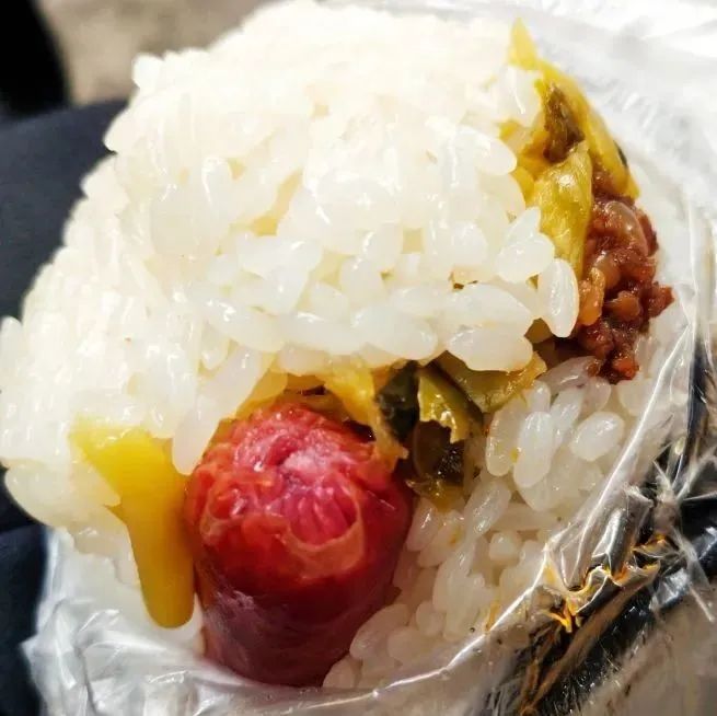 南宁这15家小店，没空调、几乎没座位，却从冬天排队到了夏天！