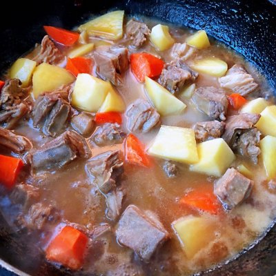 元宵节红烧羊排的家常做法,年夜饭的家常做法红烧羊肉