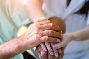 医学人文素养比专业技术更重要,医学人文精神对医学生的重要性