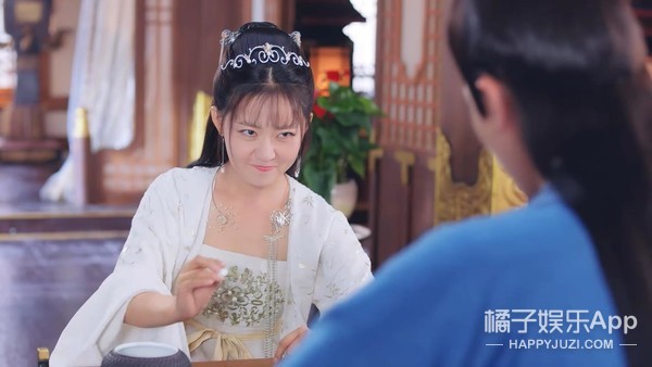 《命运》剧情有多雷?废材皇帝抗婚自宫,女主粪坑穿越全程带味儿