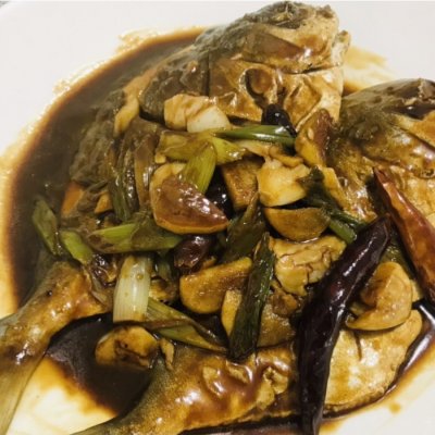 臭小苏说,想吃“红烧鲳鱼”啦