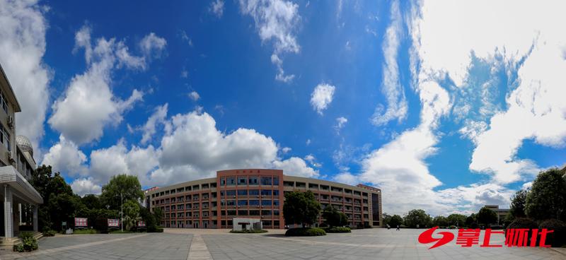 肩负为党育人为国育才的教育使命,不忘立德初心牢记育人使命