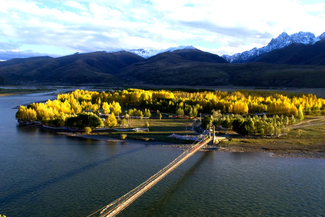 川藏旅行带你看甘孜 (甘孜一网打尽川藏最精华的旅行地)
