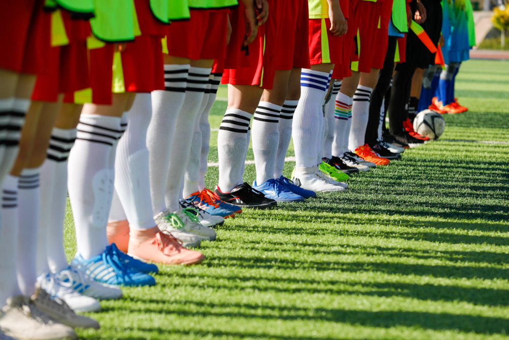 足球赛场上的心酸,足球场上的感动瞬间文章