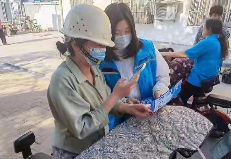 决战决胜脱贫攻坚再接再厉,攻坚克难争先进位