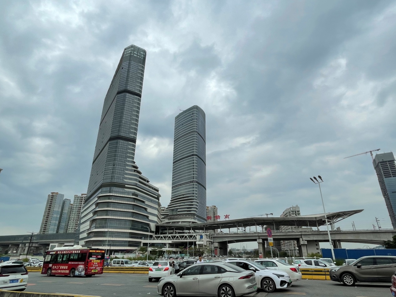 潮商纪力驹出师不利，广州东地标“爆雷”，投入57亿后却陷“烂尾风波”