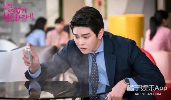 还记得《拥抱太阳的月亮》的小烟雨吗？逆袭太成功