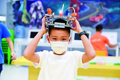 课后服务与下班时间衔接,课余时间积极丰富