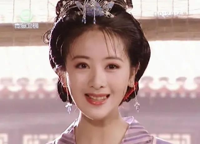 拜托给赵露思们好好梳下头