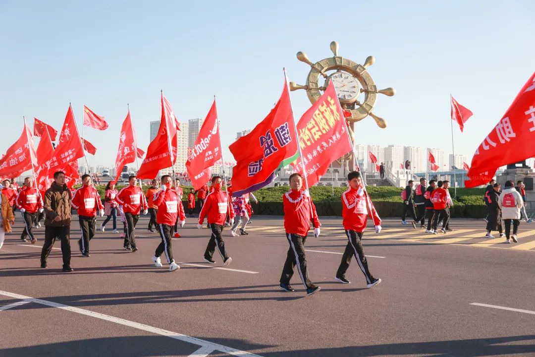 滨州黄河国际马拉松比赛,2019滨州黄河风情带马拉松赛开跑